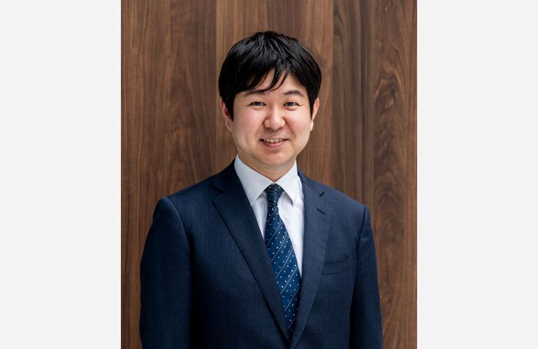 HP用写真（代表挨拶）